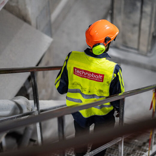 About<br />
Technobalt